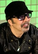 Daniel Lanois Profile Picture