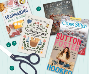 The Natural SoapMaking Book for Beginners: Do-it-Yourself Soaps Using All-Natural Herbs, Spices, and Essential Oils in Get Crafty!