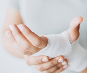 The War of the Worlds in How I Sprained My Thumb