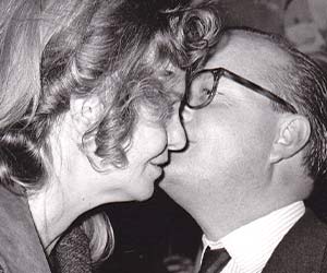 That Woman: The Life of Wallis Simpson, Duchess of Windsor in The Real Housewives of La Côte Basque