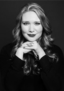 View author bio and details for Sarah J. Maas